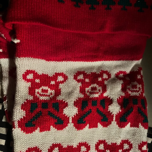 EC 2 vintage Christmas stockings 34” x 9” w Red bears, green red white - Picture 6 of 10